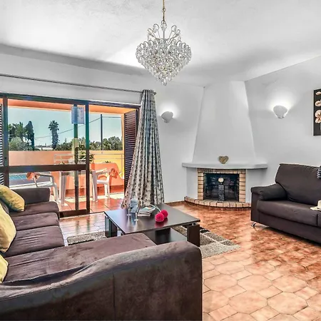 Casa Pluma * Albufeira